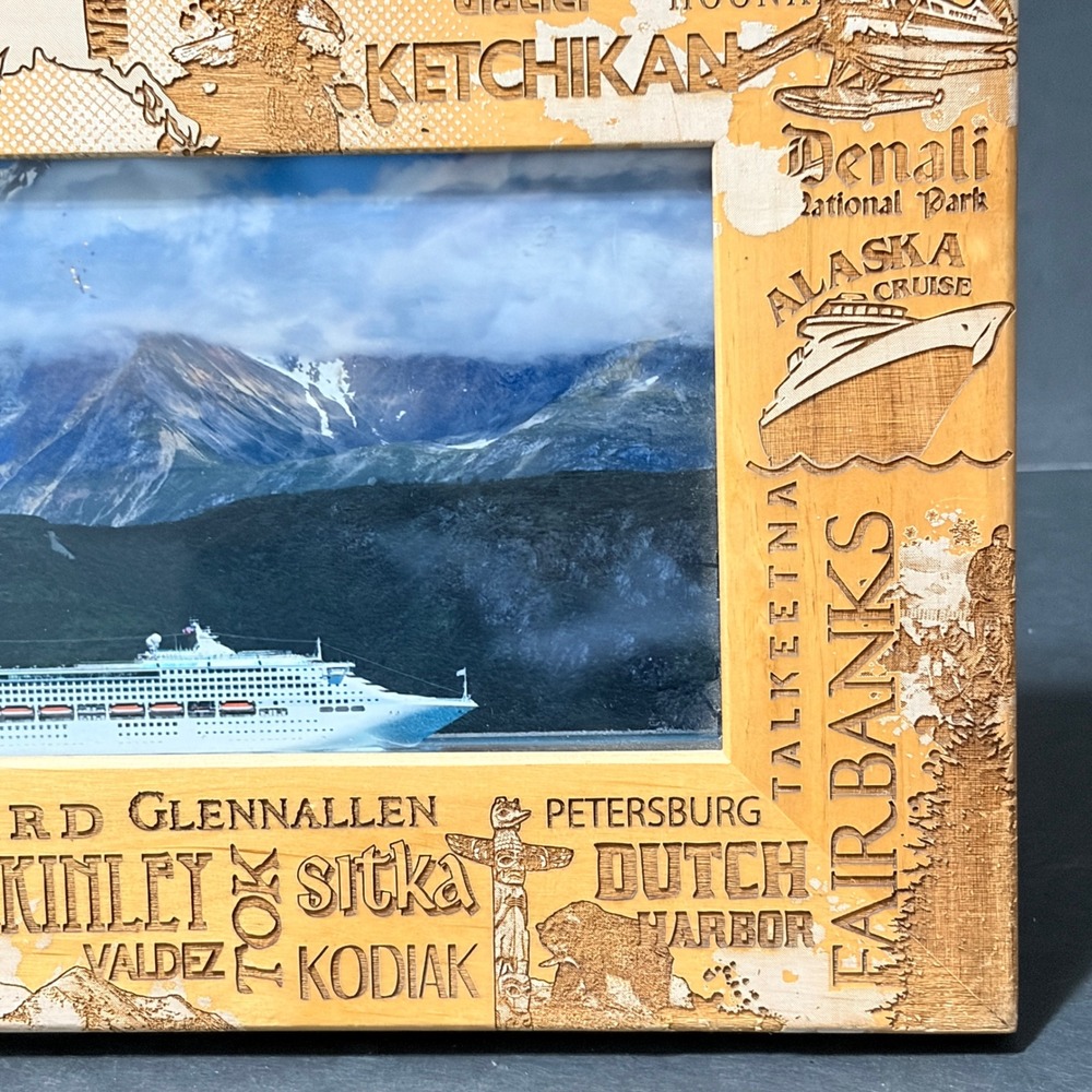 Alaska Laser Engraved Wood Picture Frame 4.5x3 Fit Travel Souvenir Moose Eagle - Picture 10 of 14